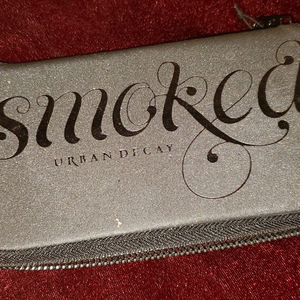 Urban Decay Smoked Eye Palette
